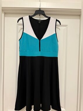 Chelsea28 Turquoise, White & Black Fit-and-Flare Dress